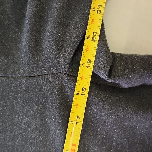 NIKE Dri-Fit Men's Dark Gray Performance Zip-Up Activewear Lightweight Jacket - Picture 9 of 9